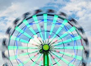 Images Dated 3rd September 2024: Motion blur of a Ferris wheel