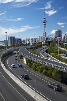 Images Dated 22nd March 2015: Motorways and Skytower, Auckland, North Island, New Zealand