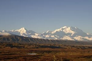 Images Dated 3rd September 2005: mount McKinley, or Mount Denali, in Denali National Park, interior of Alaska