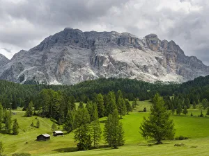 Mountain range Kreuzkofel, Sasso Santa Croce in the nature park Fanes Sennes Prags