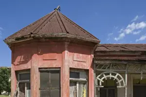 Mozambique Prints: Mozambique, Maputo. Details of abandoned and decaying colonial era house in city center
