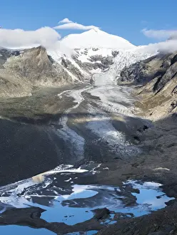 Images Dated 17th September 2014: Mt. Johannisberg at Mt. Grossglockner with Pasterze glacier
