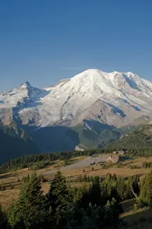 Mt. Rainier National Park, sunrise on the Sunrise District of Mt. Rainier