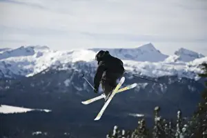 Images Dated 16th February 2008: Mt. Washington Ski Resort bordering Strathcona Provincial Park (BCs oldest park