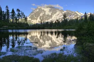 Images Dated 21st July 2008: Mtn Shuksan reflects into Picture Lake in the North Cascades of Washington