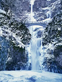 Multnomah Falls with snow and ice, winter in Columbia River Gorge