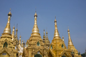 Myanmar (aka Burma), Yangon (aka Rangoon). Shwedagon Pagoda, the holiest Buddhist shrine in Myanmar