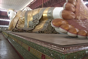 Images Dated 8th January 2011: Myanmar (AKA Burma), Yangon (AKA Rangoon)