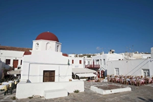 Images Dated 28th June 2010: Mykonos Town, Chora, Mykonos, Cyclades, Greece