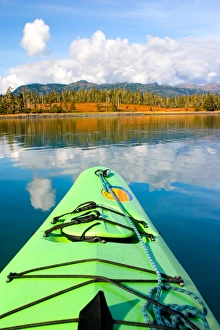 Images Dated 10th September 2004: N. A. USA, Alaska. Kayaking in and around Columbia Glacier