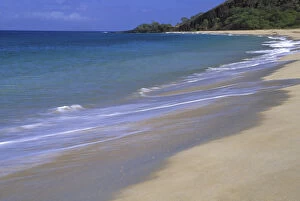 Images Dated 31st March 2004: N. A. USA, Maui, Hawaii. Makena beach