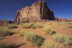 Science Prints: N. A. USA, Utah, Canyonlands Nat l Park Large rock cliffs and desert brush