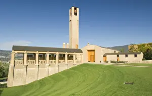 Images Dated 8th September 2007: NA; Canada; British Columbia; Okanagan Valley; Westbank; Mission Hill Estate Winery