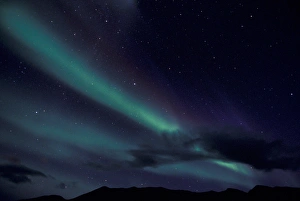 Images Dated 24th March 2005: NA, Canada, Northwest Territories. Mackenzie Mountains, Ravensthroat River. Aurora
