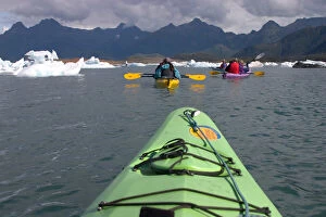 Images Dated 10th September 2004: N.A. USA, Alaska. Kayaking in and around the Columbia Glacier