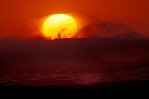 Images Dated 24th March 2005: NA, USA, Oregon, Cannon Beach Waves and sun