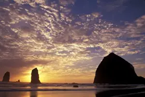 Hay Stack Prints: NA, USA, Oregon, Oregon Coast, Canon Beach with haystack rock and needles