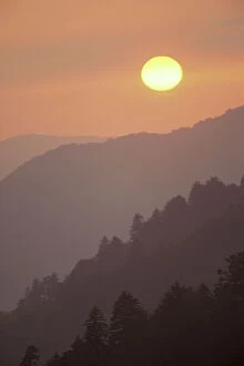 Images Dated 8th June 2004: NA, USA, Tennessee, Great Smoky Mountains NP Sunset from Morton Overlook