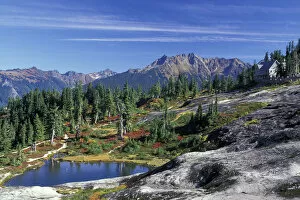 NA, USA, Washington, Heather Meadows RA Bagley Lake with Goat Mountain and Mt