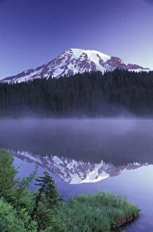 Images Dated 8th March 2004: N.A. USA, Washington, Mt. Rainier Nat l Park Relection Lake, early morning
