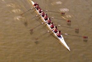 Images Dated 8th April 2005: NA, USA, Washington, Seattle, Crew Rowing in Motion