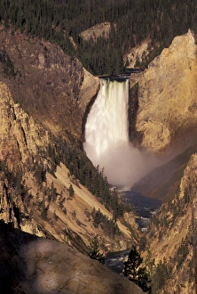 Images Dated 24th August 2004: NA, USA, Wyoming, Yellowstone National Park. Lower Yellowstone Falls and Grand Canyon
