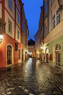 Images Dated 10th January 2023: Narrow wet cobblestone streets in Old Town in Prague, Czech Republic