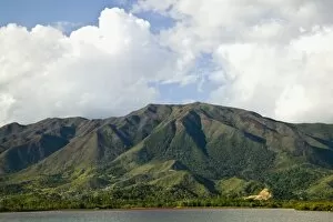 New Caledonia, Grande Terre Island, Southern Grade Terre, Vallon Dore. Mountain views