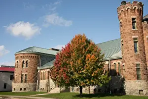 Images Dated 20th October 2012: New York, Ogdensburg. Historic National Guard Armory in autumn, c. 1898, National