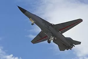 Images Dated 16th April 2006: New Zealand, Otago, Wanaka, Warbirds Over Wanaka, General Dynamics F-111 Swing Wing Jet Fighter