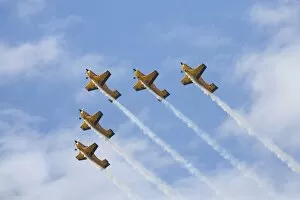 Images Dated 16th April 2006: New Zealand, Otago, Wanaka, Warbirds Over Wanaka, The Red Checkers Aerobatic Display