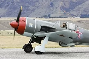 Images Dated 15th April 2006: New Zealand, Otago, Wanaka, Warbirds Over Wanaka, Lavochkin La-9 - Russian fighter plane