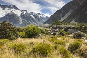 Images Dated 12th March 2016: New Zealand, South Island, Canterbury, Aoraki-Mt. Cook National Park, Hooker Valley hike