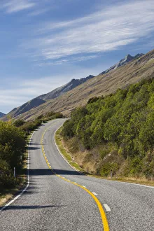 Images Dated 2nd March 2016: New Zealand, South Island, Otago, Glenorchy, The Glenorchy Road