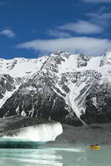 Images Dated 5th November 2011: New Zealand; South Island. Raft on the Tasman Glacier Terminal Lake