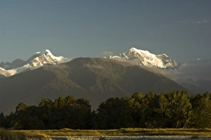 New Zealand, South Island, Westland National Park, Fox Glacier. Mount Tasman