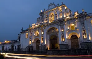 Exposure Prints: Night photo with traffic in front of famous Cathedral in square of Antigua Guatemala