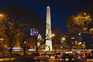 Images Dated 17th August 2011: Night view of Obelisk of Buenos Aires and Avenue 9 de Julio at night, Argentina