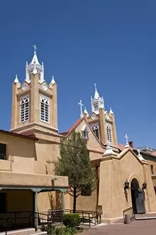 Images Dated 7th May 2007: NM, New Mexico, Albuquerque, San Felipe de Neri Church, founded 1706