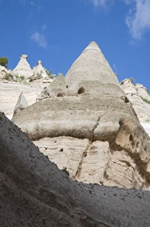 Images Dated 6th May 2007: NM, New Mexico, Kasha-Katuwe Tent Rocks National Monument, cone shaped tent rock formations