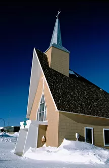 Images Dated 22nd March 2006: North America, Arctic, Canada, Manitoba, Churchill. Downtown Churchill. Local church