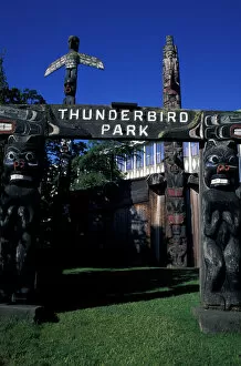 Images Dated 14th December 2007: North America, Canada, British Columbia, Victoria. Totems at Thunderbird Park