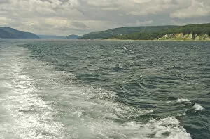 Images Dated 26th August 2007: North America, Canada, Quebec, North Shore, Tadoussac. A view past the wake of a
