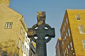 Images Dated 21st August 2007: North America, Canada, Quebec, Old Quebec City. Large stone Celtic Cross given