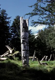 Images Dated 9th October 2006: North America, Canada, Totem pole