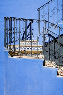 Images Dated 12th February 2006: North America, Mexico, Guanajuato state, San Miguel de Allende. Stairway and iron