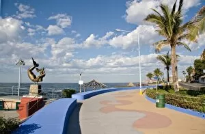 Images Dated 8th December 2006: North America, Mexico, Mazatlan. Passeo Claussen