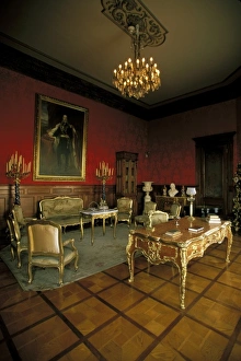 Images Dated 12th November 2009: North America, Mexico, Mexico City. Castillo de Chapultapec, palace drawing room display