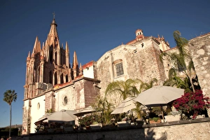 Images Dated 31st October 2010: North America, Mexico, San Miguel de Allende, La Parroquia de San Miguel Church