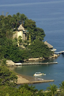 Images Dated 10th February 2007: North America, Mexico, State of Guerrero, Acapulco. Overview of the Gold Zone & Acapulco